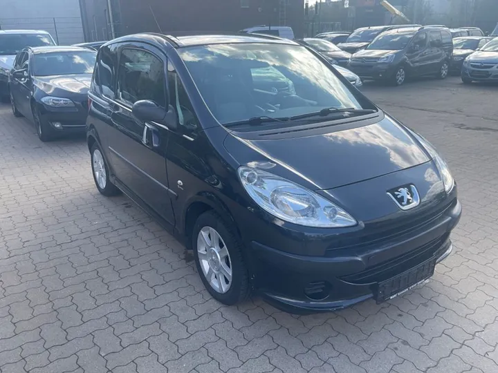 Peugeot 1007