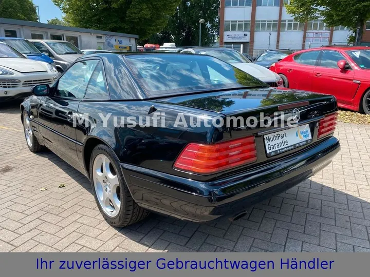 Mercedes-Benz SL 320
