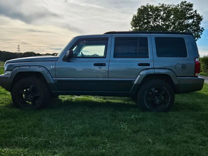 Jeep Commander