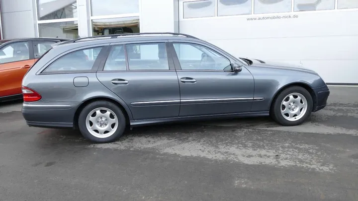 Mercedes-Benz E 280