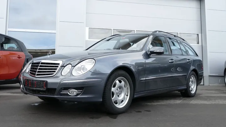 Mercedes-Benz E 280
