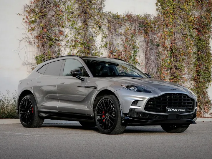 Aston Martin DBX