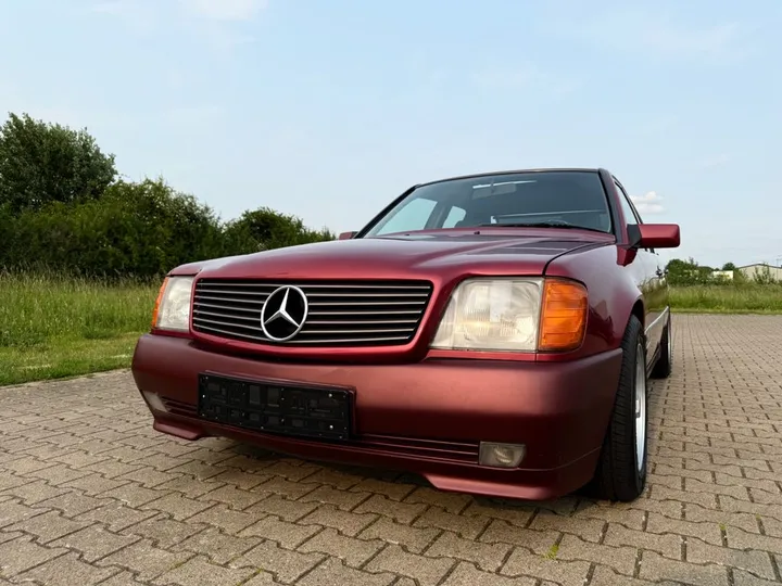 Mercedes-Benz 300