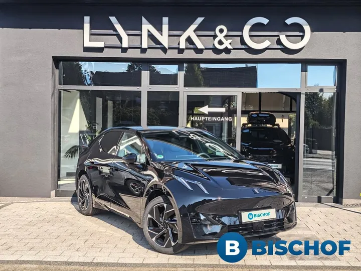 Lynk&Co 02