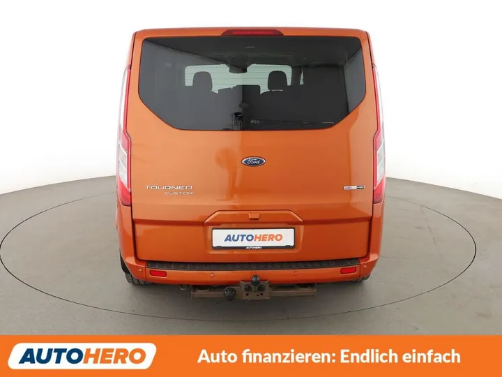Ford Tourneo Custom