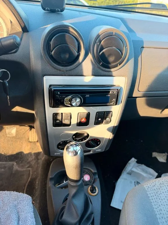 Dacia Logan