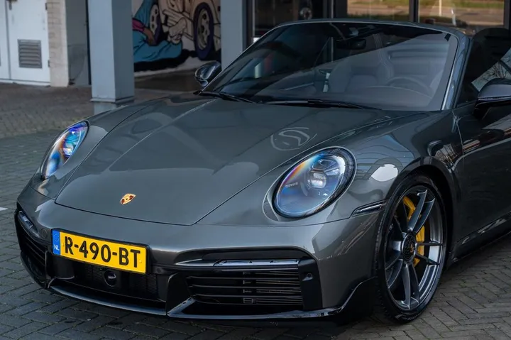 Porsche 911