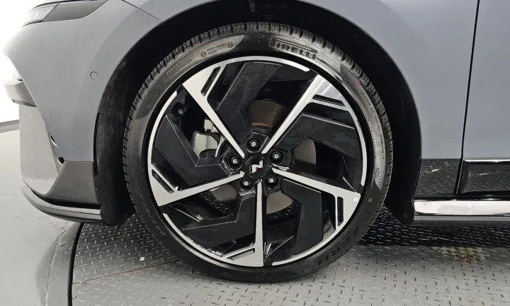 Hyundai Ioniq6
