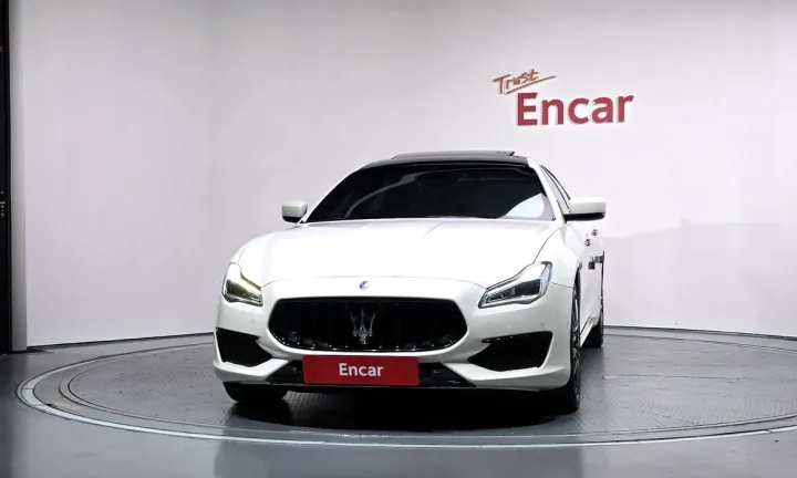 Maserati Quattroporte