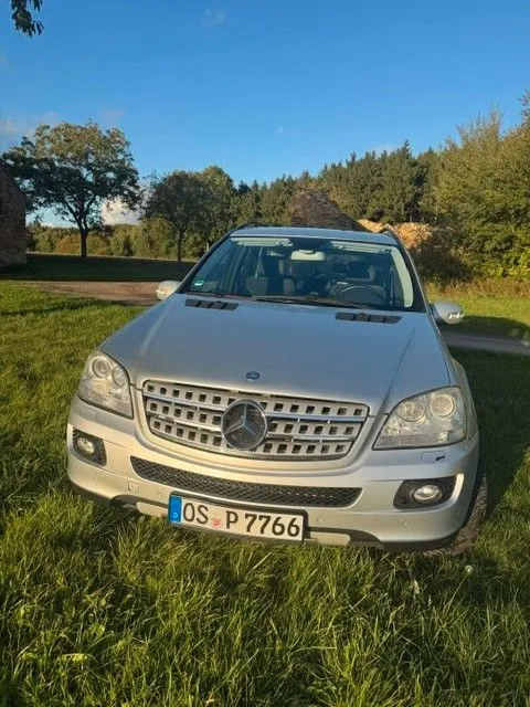 Mercedes-Benz ML 320