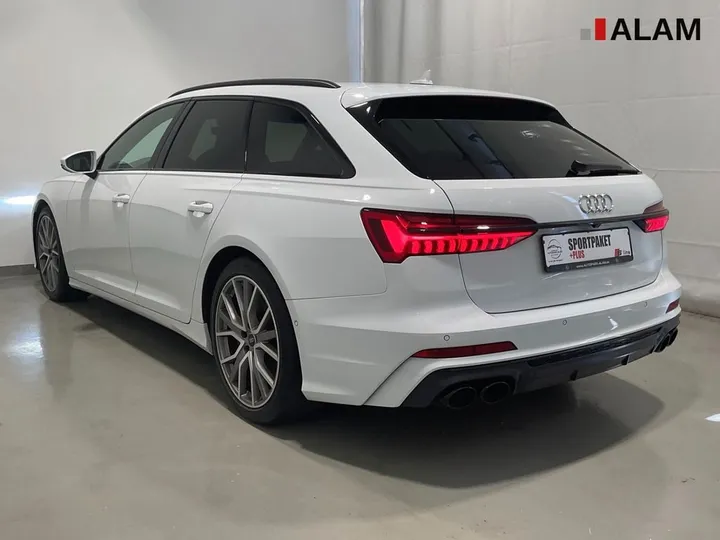 Audi S6