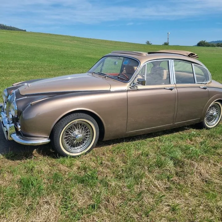 Jaguar MK II