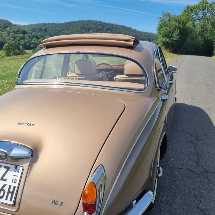 Jaguar MK II