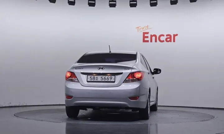 Hyundai Accent