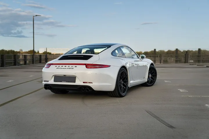 Porsche 991