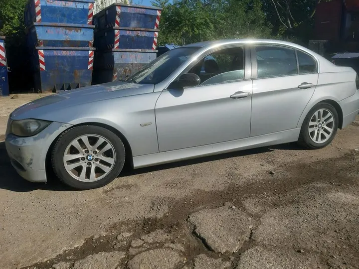 BMW 325