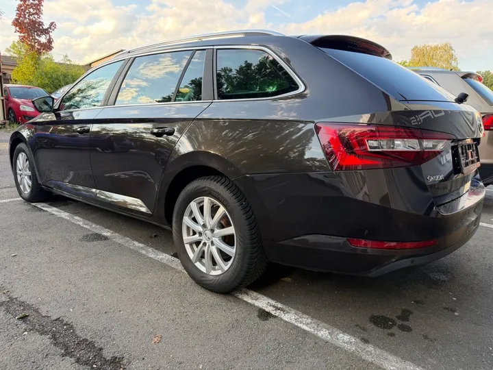 Škoda Superb