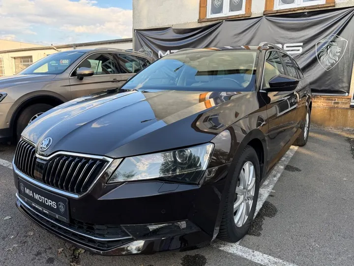 Škoda Superb