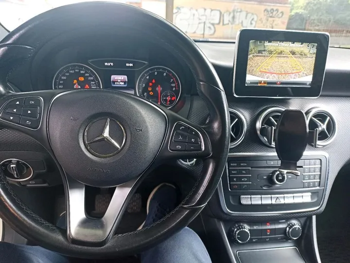 Mercedes-Benz A 160