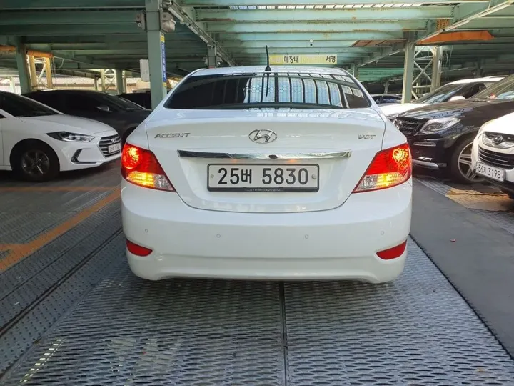 Hyundai Accent