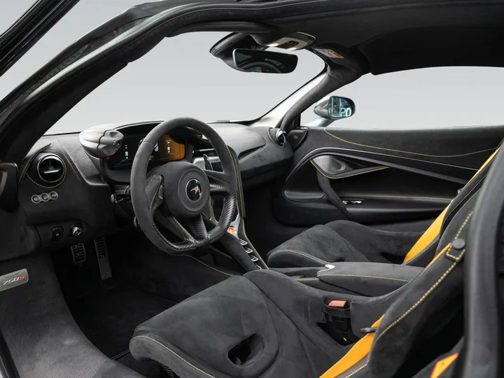 McLaren 750S
