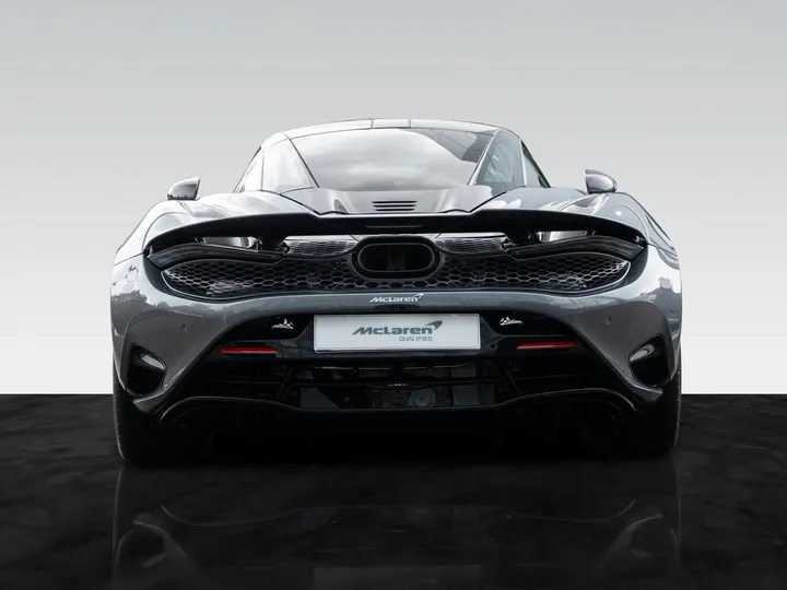 McLaren 750S