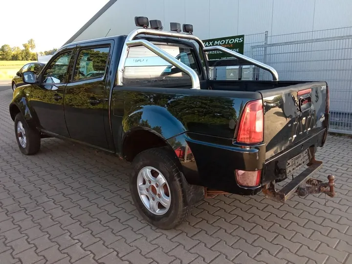 Tata Xenon