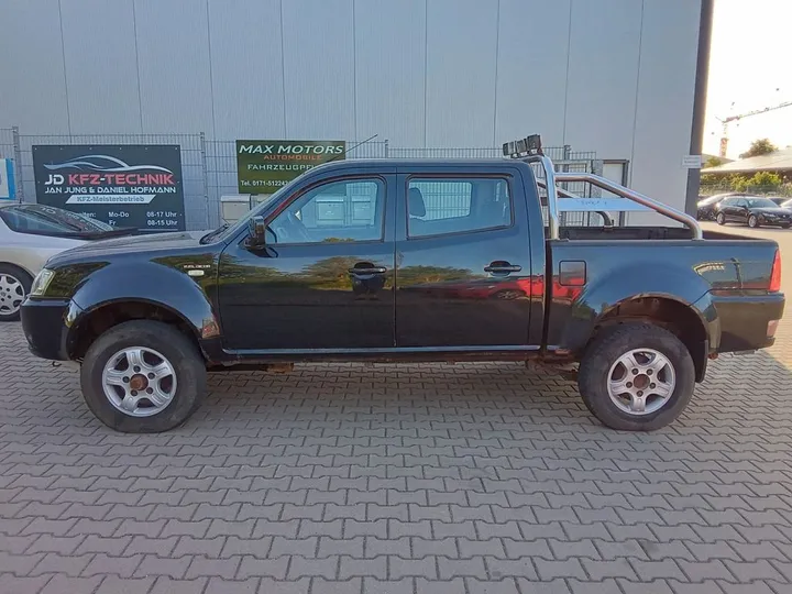 Tata Xenon