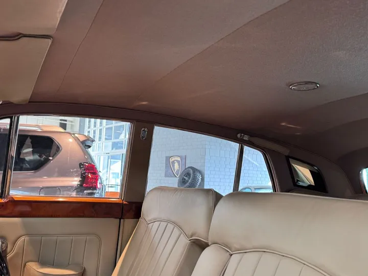 Rolls-Royce Silver Cloud