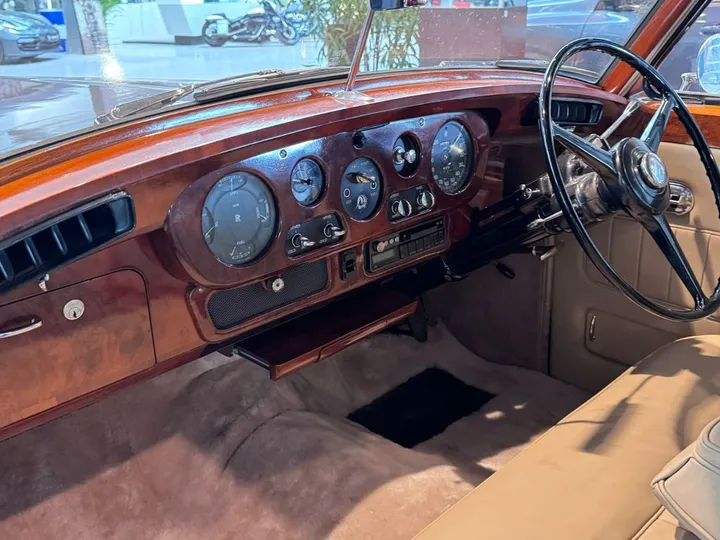Rolls-Royce Silver Cloud