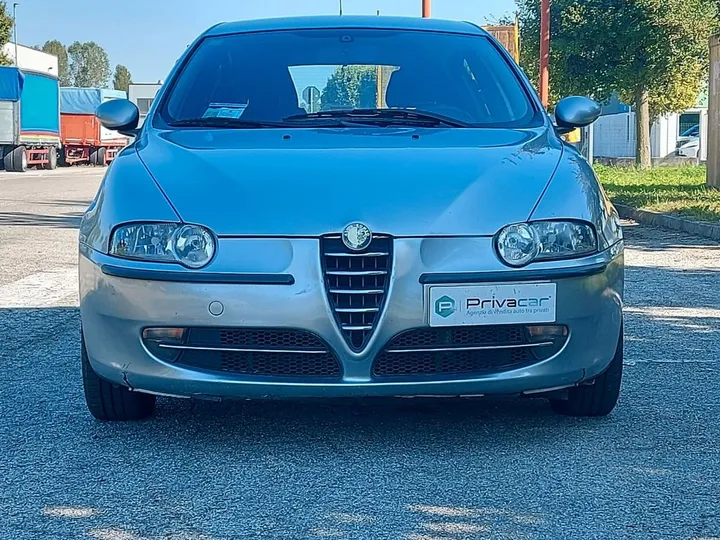 Alfa Romeo 147