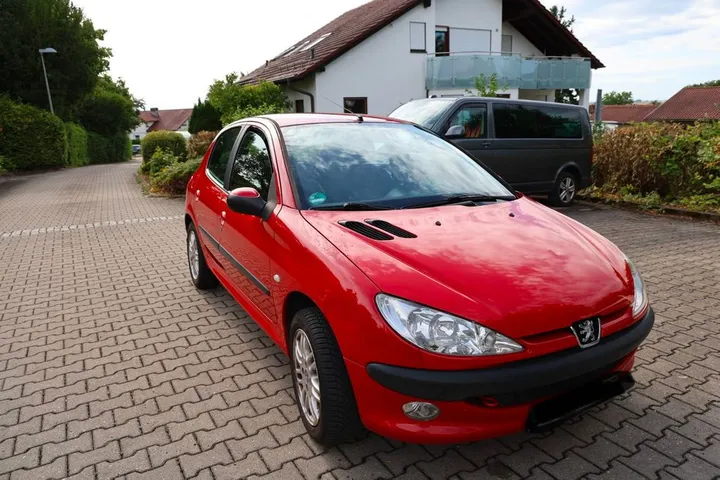 Peugeot 206