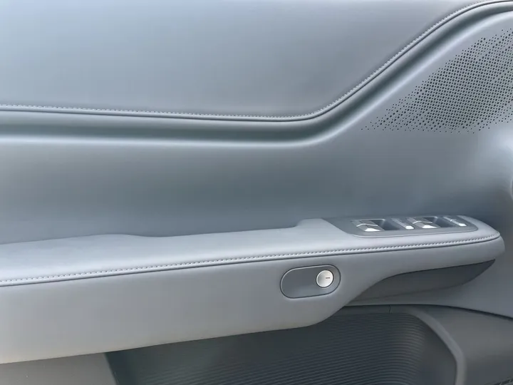 XPENG G6