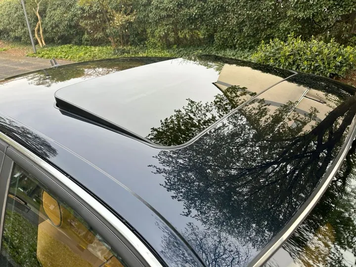 BMW 728