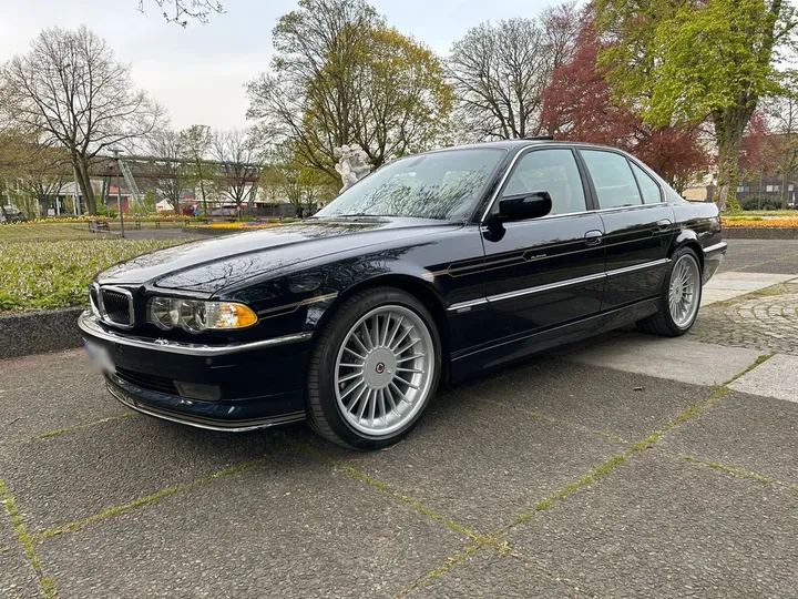 BMW 728