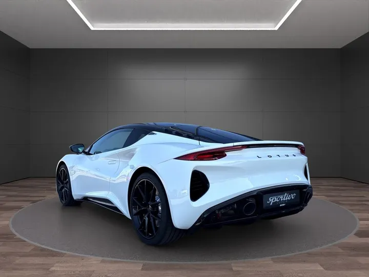 Lotus Emira
