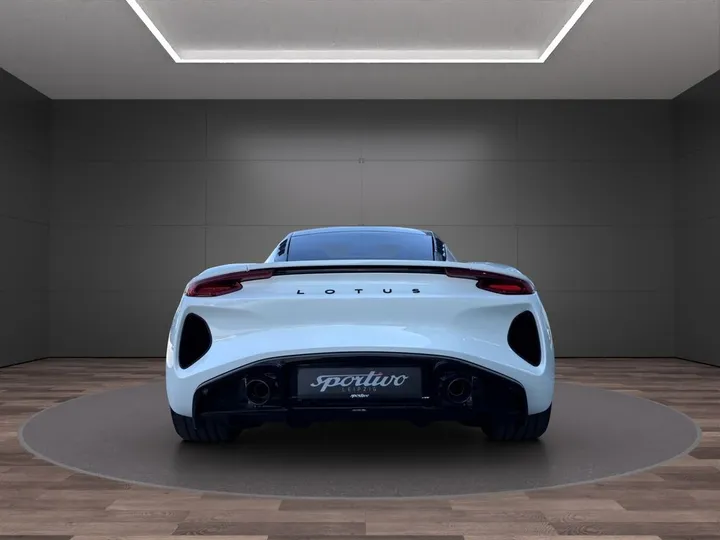Lotus Emira