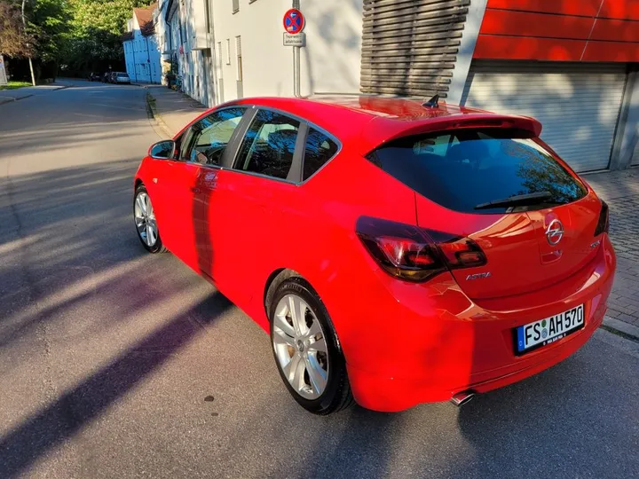 Opel Astra