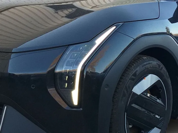Kia EV4