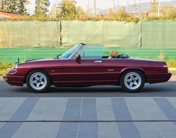 Alfa Romeo Spider