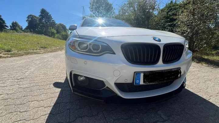 BMW 220