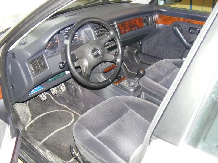 Audi 80