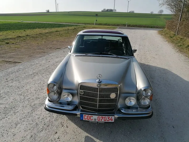 Mercedes-Benz 280