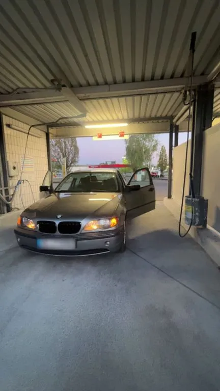 BMW 318
