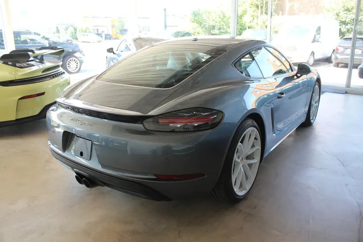 Porsche Cayman