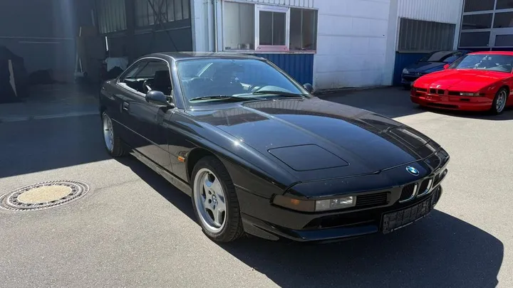 BMW 850