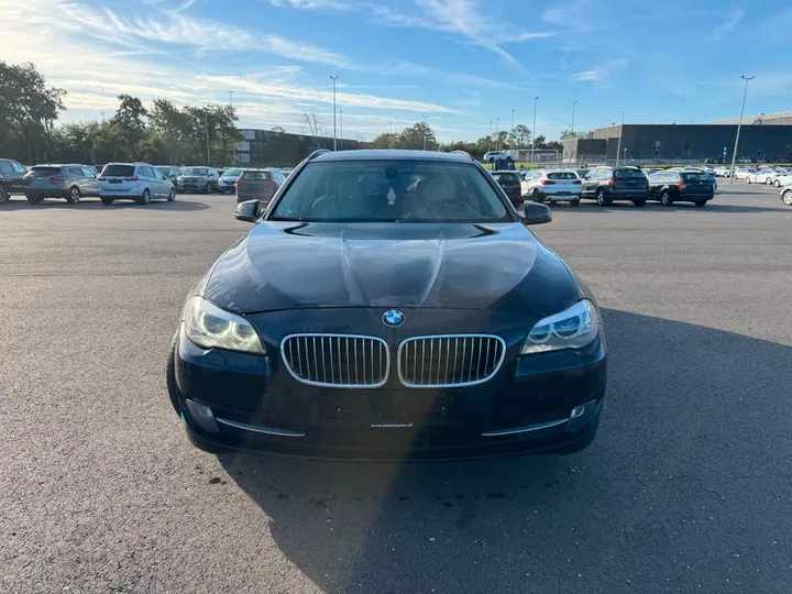 BMW 525