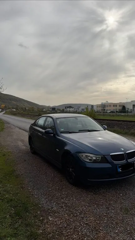 BMW 320