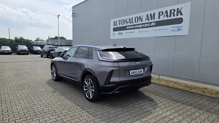 Cadillac LYRIQ