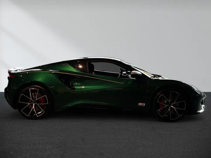 Lotus Emira